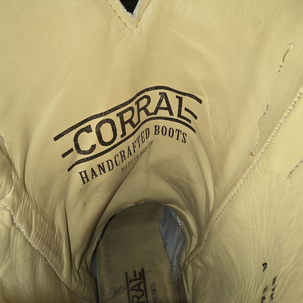 Corral Cream Embroidered Western Boots - image 5